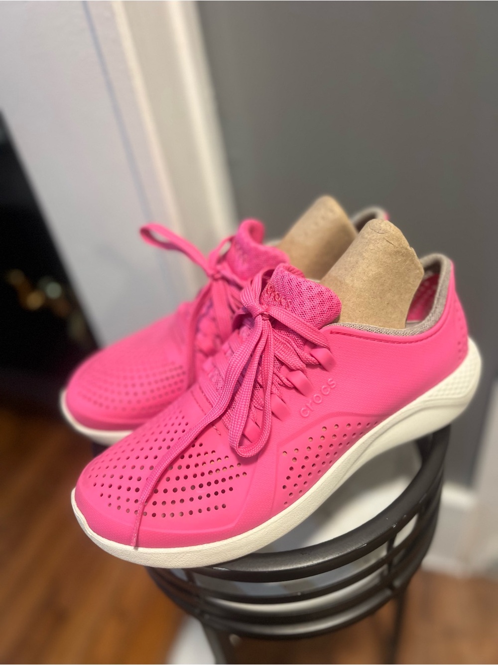 Crocs LiteRide Women’s size 8 Pink Lace-Up Low Top Athletic Sneakers